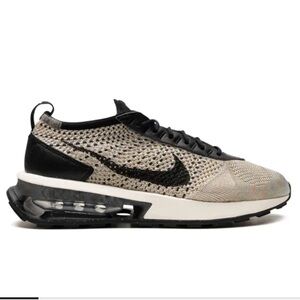Nike Air Max Flyknit Racer "Sesame" Sneakers Women’s 9.5